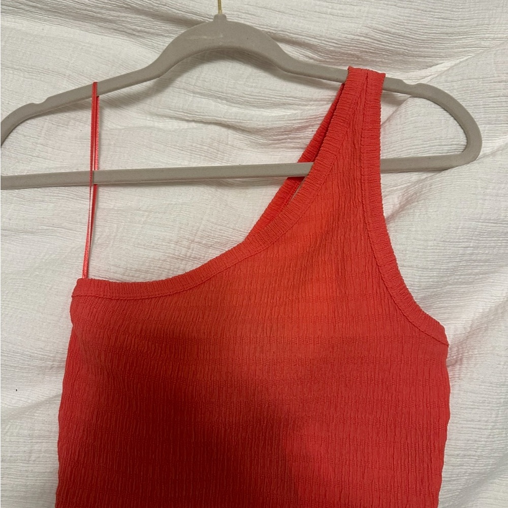 Pink One-Shoulder crop top